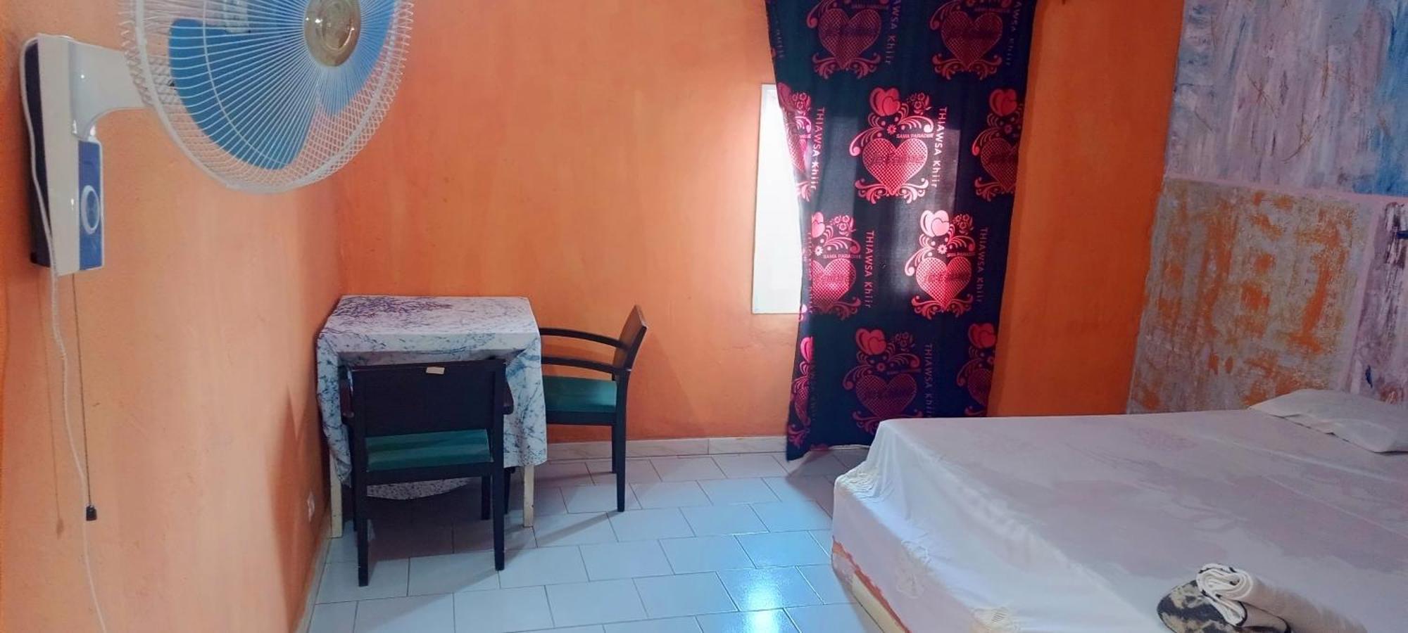 Chez Paolo Hotel Toubab Dialao Bagian luar foto